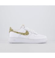 Nike Air Force 1 07 Trainers White Barely White