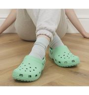 Crocs Classic Clogs PISTACHIO