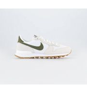 Nike Internationalist Trainers White Rough Green Summit White Gum Brown