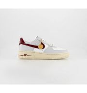 Nike Air Force 1 07 Trainers Photon Dust Team Red Summit White Muslin