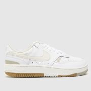 Nike Gamma Force Trainers in White & Beige
