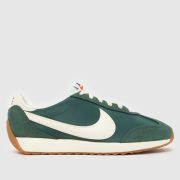 Nike Pacific Trainers in Green Multi