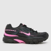 Nike Initiator Trainers in Black & pink
