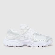 Nike V5 RNR Trainers in White Nike V5 RNR Trainers in White
