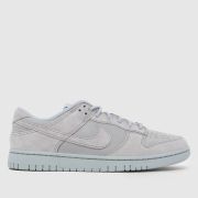 Nike Dunk Low Trainers in Grey Nike Dunk Low Trainers in Grey
