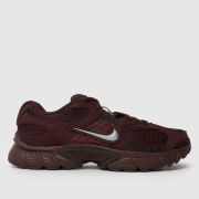 Nike V5 RNR Trainers in Burgundy