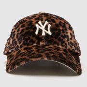 New Era Print Leopard Velour 9FORTY Cap New Era Print Leopard Velour 9FORTY Cap